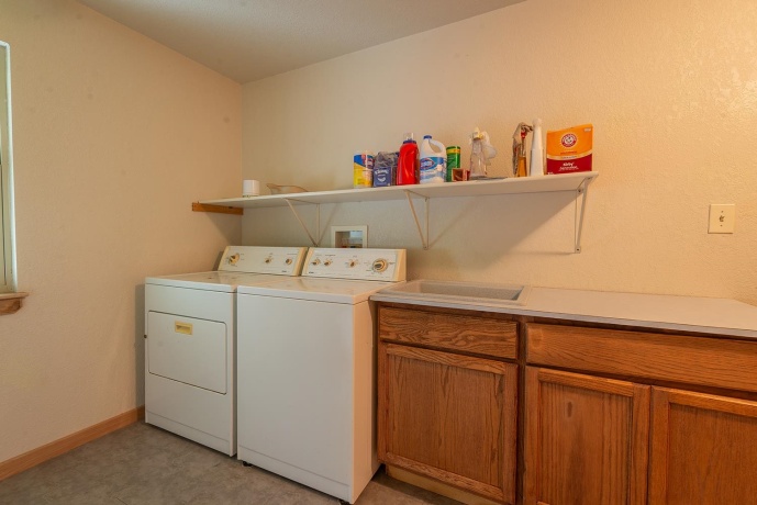 15792 York Center, THOMSON, Illinois 61285, 2 Bedrooms Bedrooms, ,2 BathroomsBathrooms,House,For Sale,York Center,202603879