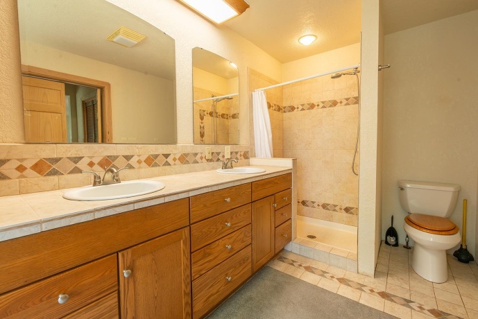 15792 York Center, THOMSON, Illinois 61285, 2 Bedrooms Bedrooms, ,2 BathroomsBathrooms,House,For Sale,York Center,202603879