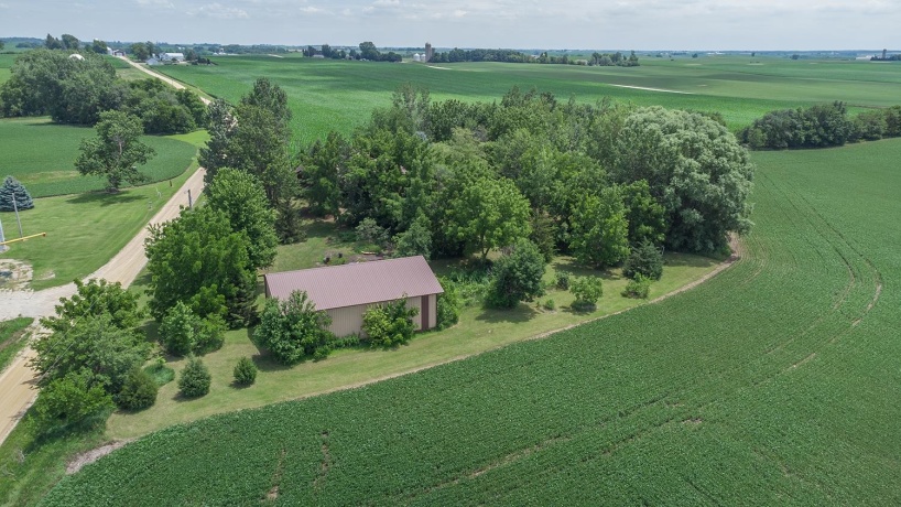 15792 York Center, THOMSON, Illinois 61285, 2 Bedrooms Bedrooms, ,2 BathroomsBathrooms,House,For Sale,York Center,202603879