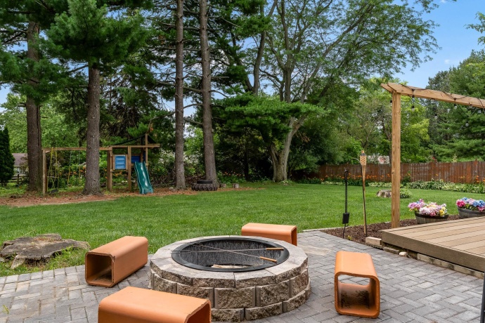 5931 Weymouth, ROCKFORD, Illinois 61114, 4 Bedrooms Bedrooms, ,2 BathroomsBathrooms,House,For Sale,Weymouth,202603880
