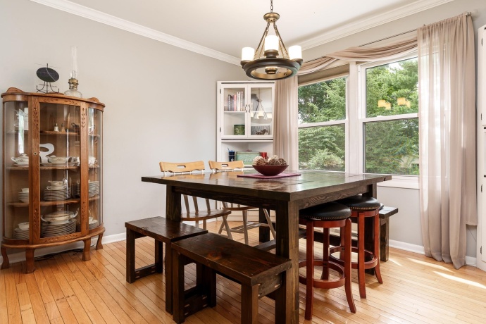 5931 Weymouth, ROCKFORD, Illinois 61114, 4 Bedrooms Bedrooms, ,2 BathroomsBathrooms,House,For Sale,Weymouth,202603880