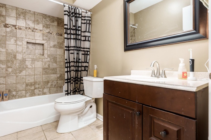 5931 Weymouth, ROCKFORD, Illinois 61114, 4 Bedrooms Bedrooms, ,2 BathroomsBathrooms,House,For Sale,Weymouth,202603880