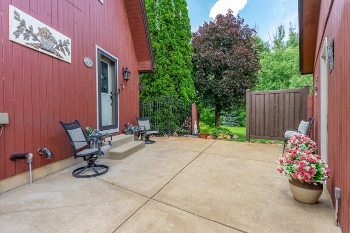 4878 WALNUT GROVE, POPLAR GROVE, Illinois 61065, 3 Bedrooms Bedrooms, ,2 BathroomsBathrooms,House,For Sale,WALNUT GROVE,202603882