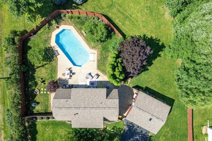 4878 WALNUT GROVE, POPLAR GROVE, Illinois 61065, 3 Bedrooms Bedrooms, ,2 BathroomsBathrooms,House,For Sale,WALNUT GROVE,202603882