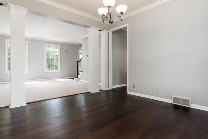 1647 Oakforest, ROCKFORD, Illinois 61107, 4 Bedrooms Bedrooms, ,3 BathroomsBathrooms,House,For Sale,Oakforest,202603883