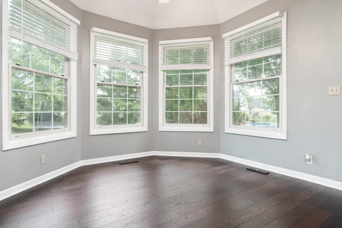 1647 Oakforest, ROCKFORD, Illinois 61107, 4 Bedrooms Bedrooms, ,3 BathroomsBathrooms,House,For Sale,Oakforest,202603883
