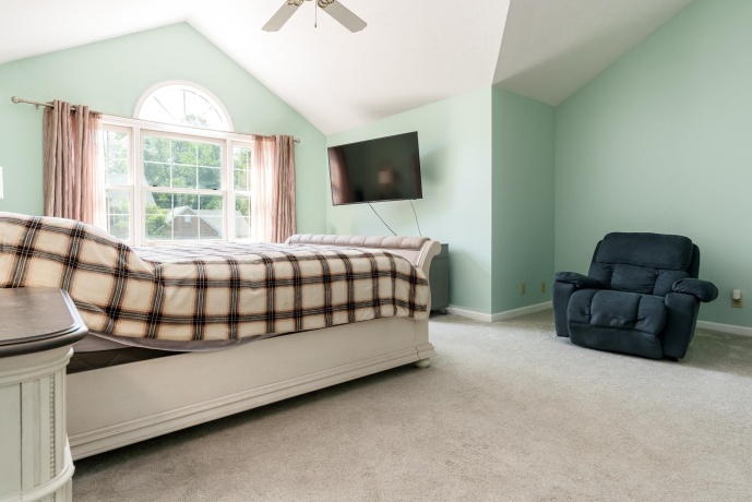1647 Oakforest, ROCKFORD, Illinois 61107, 4 Bedrooms Bedrooms, ,3 BathroomsBathrooms,House,For Sale,Oakforest,202603883