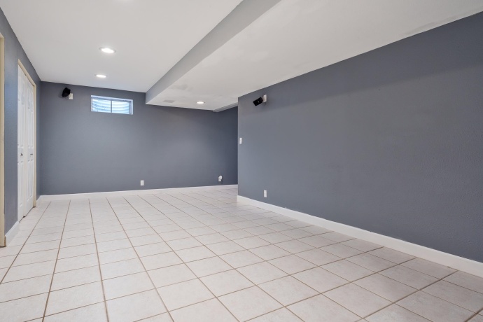 1647 Oakforest, ROCKFORD, Illinois 61107, 4 Bedrooms Bedrooms, ,3 BathroomsBathrooms,House,For Sale,Oakforest,202603883