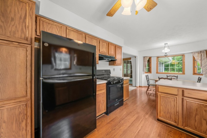 667 Westport, ROCKTON, Illinois 61072, 3 Bedrooms Bedrooms, ,2 BathroomsBathrooms,House,For Sale,Westport,202603884