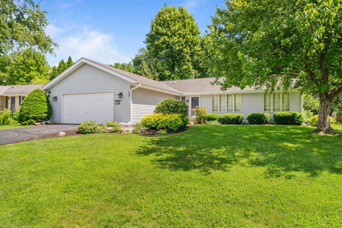 667 Westport, ROCKTON, Illinois 61072, 3 Bedrooms Bedrooms, ,2 BathroomsBathrooms,House,For Sale,Westport,202603884