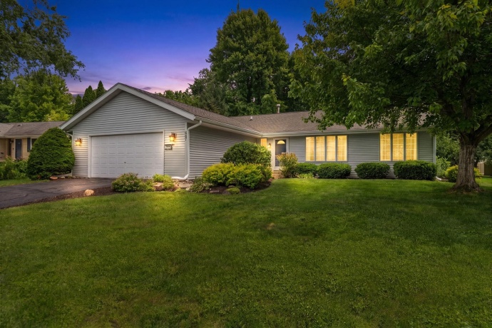 667 Westport, ROCKTON, Illinois 61072, 3 Bedrooms Bedrooms, ,2 BathroomsBathrooms,House,For Sale,Westport,202603884