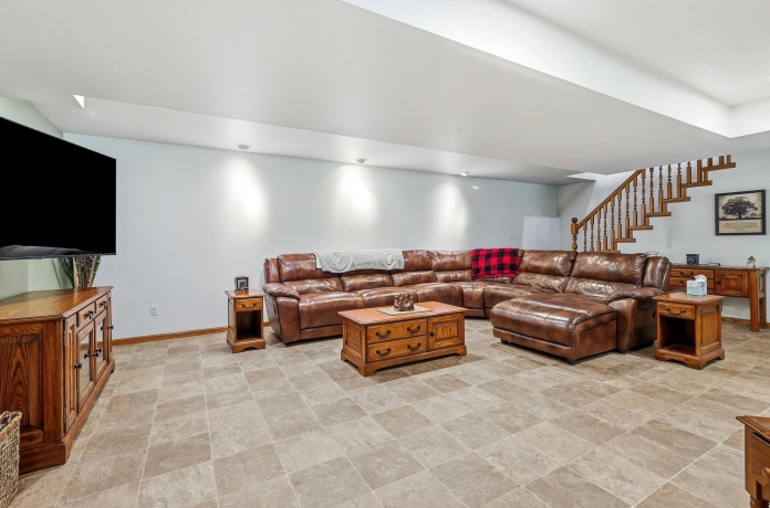 45 Roosevelt, EAST DUBUQUE, Illinois 61025, 4 Bedrooms Bedrooms, ,3 BathroomsBathrooms,House,For Sale,Roosevelt,202603886