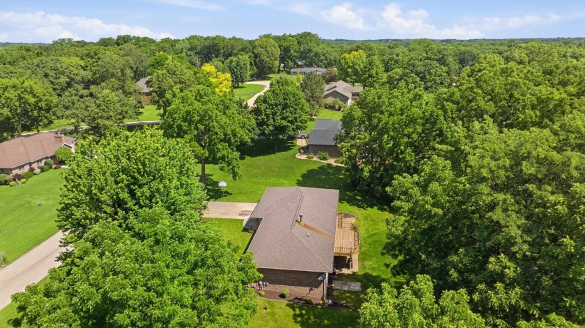 45 Roosevelt, EAST DUBUQUE, Illinois 61025, 4 Bedrooms Bedrooms, ,3 BathroomsBathrooms,House,For Sale,Roosevelt,202603886