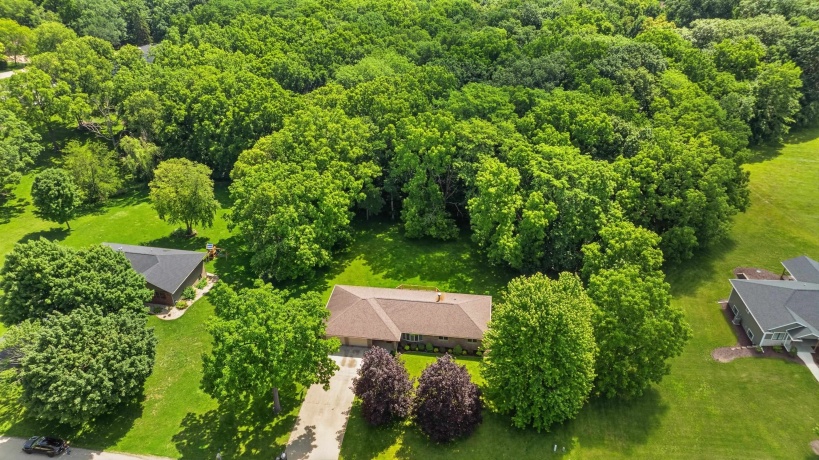 45 Roosevelt, EAST DUBUQUE, Illinois 61025, 4 Bedrooms Bedrooms, ,3 BathroomsBathrooms,House,For Sale,Roosevelt,202603886