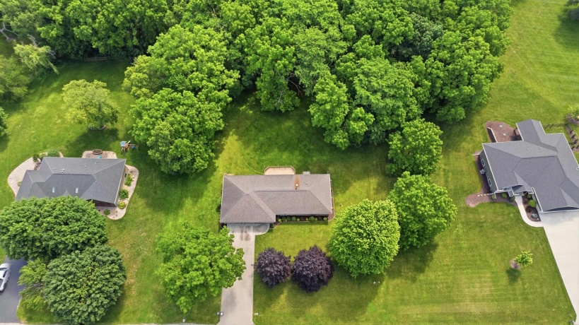 45 Roosevelt, EAST DUBUQUE, Illinois 61025, 4 Bedrooms Bedrooms, ,3 BathroomsBathrooms,House,For Sale,Roosevelt,202603886