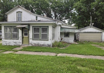 202 ELKHORN, POLO, Illinois 61064, 1 Bedroom Bedrooms, ,1 BathroomBathrooms,House,For Sale,ELKHORN,202603887