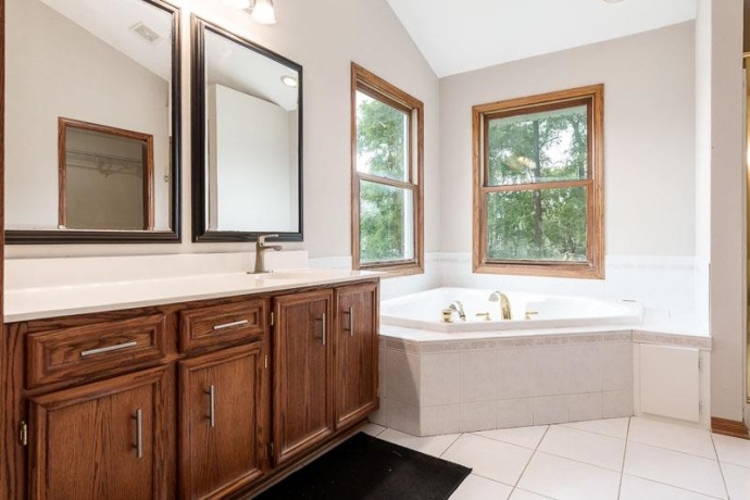 8404 Centaur, MACHESNEY PARK, Illinois 61115, 3 Bedrooms Bedrooms, ,3 BathroomsBathrooms,House,For Sale,Centaur,202603888