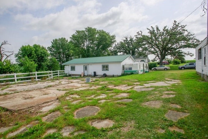 11935 Raders, PEARL CITY, Illinois 61062, 3 Bedrooms Bedrooms, ,2 BathroomsBathrooms,House,For Sale,Raders,202603898