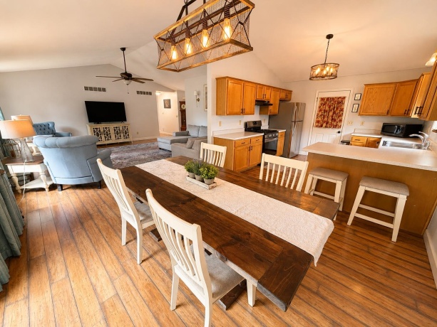 614 Moth, PECATONICA, Illinois 61063, 5 Bedrooms Bedrooms, ,2 BathroomsBathrooms,House,For Sale,Moth,202603438