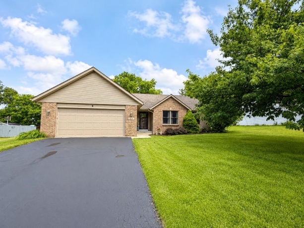 614 Moth, PECATONICA, Illinois 61063, 5 Bedrooms Bedrooms, ,2 BathroomsBathrooms,House,For Sale,Moth,202603438