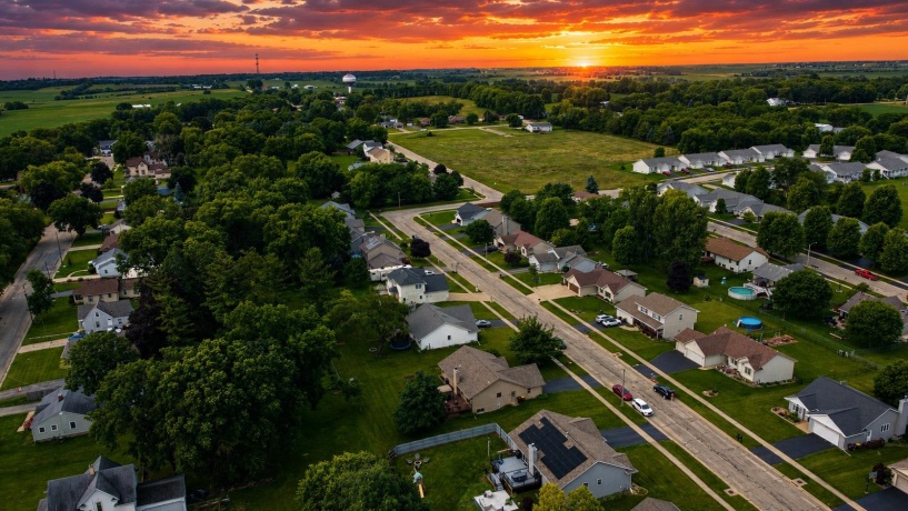 614 Moth, PECATONICA, Illinois 61063, 5 Bedrooms Bedrooms, ,2 BathroomsBathrooms,House,For Sale,Moth,202603438