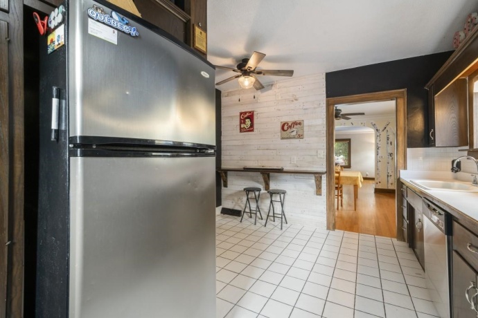 816 PARIS, ROCKFORD, Illinois 61107, 4 Bedrooms Bedrooms, ,2 BathroomsBathrooms,House,For Sale,PARIS,202603899
