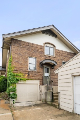 816 PARIS, ROCKFORD, Illinois 61107, 4 Bedrooms Bedrooms, ,2 BathroomsBathrooms,House,For Sale,PARIS,202603899