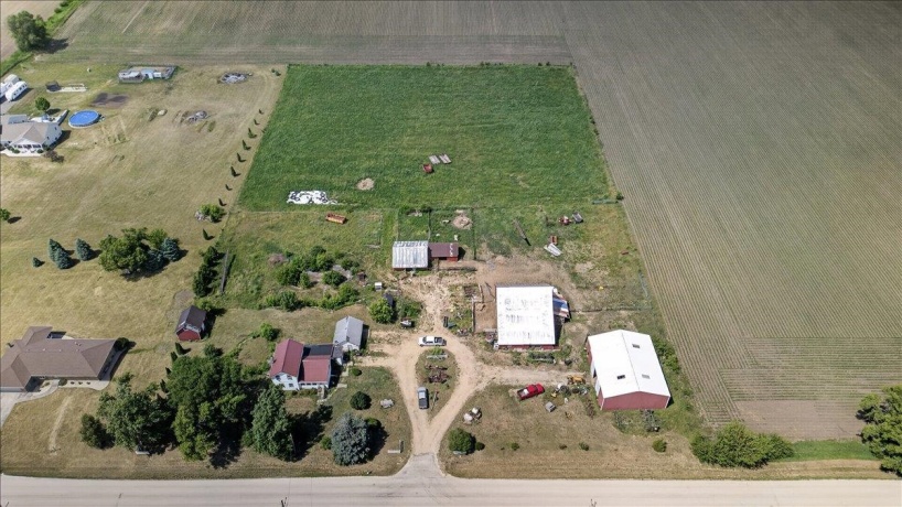 10112 High, STILLMAN VALLEY, Illinois 61084, 3 Bedrooms Bedrooms, ,1 BathroomBathrooms,House,For Sale,High,202603910