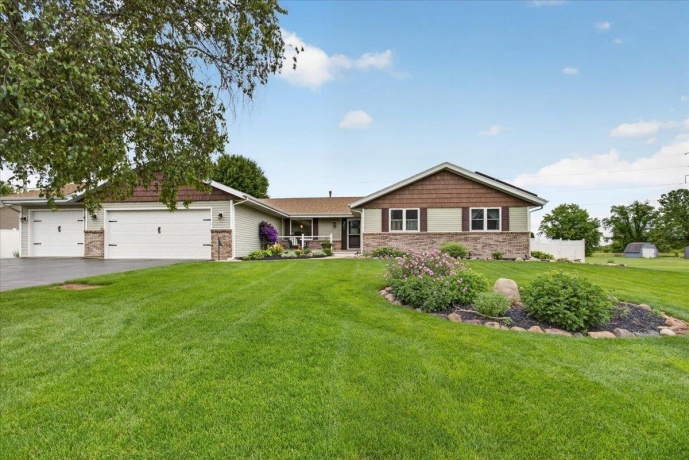 864 Campton, ROCKFORD, Illinois 61102, 3 Bedrooms Bedrooms, ,2 BathroomsBathrooms,House,For Sale,Campton,202603913