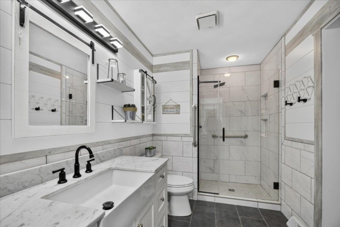 864 Campton, ROCKFORD, Illinois 61102, 3 Bedrooms Bedrooms, ,2 BathroomsBathrooms,House,For Sale,Campton,202603913