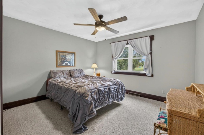 864 Campton, ROCKFORD, Illinois 61102, 3 Bedrooms Bedrooms, ,2 BathroomsBathrooms,House,For Sale,Campton,202603913