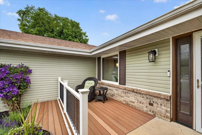 864 Campton, ROCKFORD, Illinois 61102, 3 Bedrooms Bedrooms, ,2 BathroomsBathrooms,House,For Sale,Campton,202603913