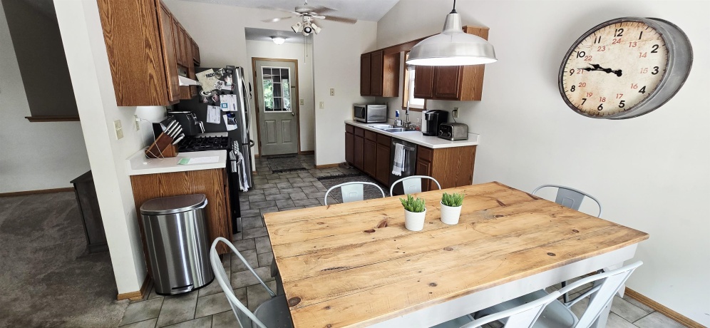 5003 TRAFFORD, LOVES PARK, Illinois 61111, 3 Bedrooms Bedrooms, ,3 BathroomsBathrooms,House,For Sale,TRAFFORD,202603915