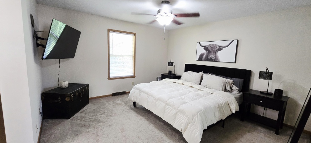 5003 TRAFFORD, LOVES PARK, Illinois 61111, 3 Bedrooms Bedrooms, ,3 BathroomsBathrooms,House,For Sale,TRAFFORD,202603915