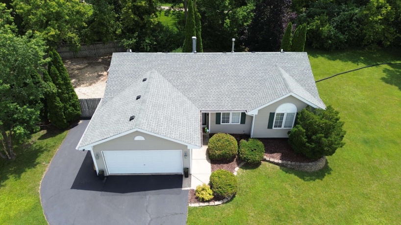 5003 TRAFFORD, LOVES PARK, Illinois 61111, 3 Bedrooms Bedrooms, ,3 BathroomsBathrooms,House,For Sale,TRAFFORD,202603915