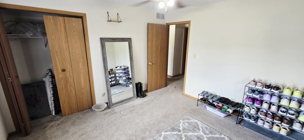 5003 TRAFFORD, LOVES PARK, Illinois 61111, 3 Bedrooms Bedrooms, ,3 BathroomsBathrooms,House,For Sale,TRAFFORD,202603915