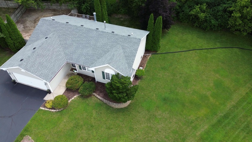 5003 TRAFFORD, LOVES PARK, Illinois 61111, 3 Bedrooms Bedrooms, ,3 BathroomsBathrooms,House,For Sale,TRAFFORD,202603915