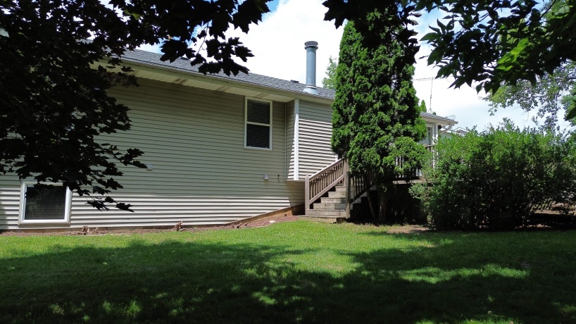 5003 TRAFFORD, LOVES PARK, Illinois 61111, 3 Bedrooms Bedrooms, ,3 BathroomsBathrooms,House,For Sale,TRAFFORD,202603915