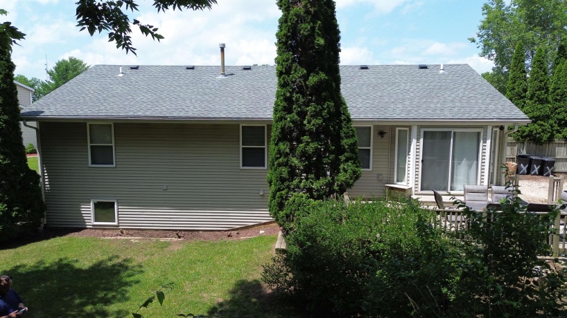 5003 TRAFFORD, LOVES PARK, Illinois 61111, 3 Bedrooms Bedrooms, ,3 BathroomsBathrooms,House,For Sale,TRAFFORD,202603915