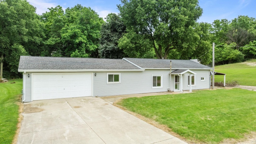 165 Blackhawk (8.97 Acres), OREGON, Illinois 61061, 1 Bedroom Bedrooms, ,1 BathroomBathrooms,House,For Sale,Blackhawk (8.97 Acres),202603918