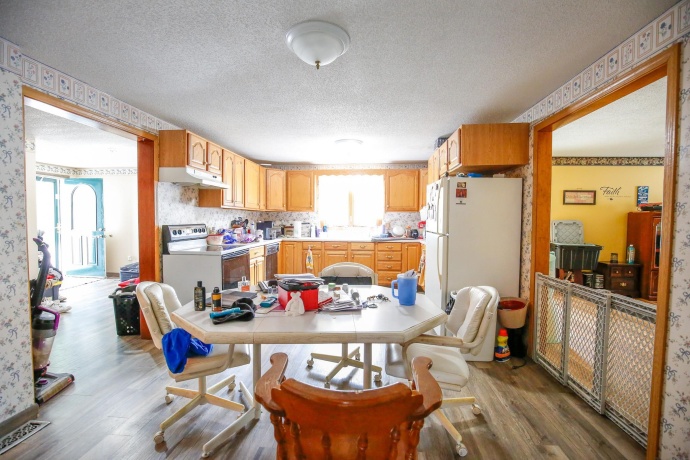 910 Stoney Point, DIXON, Illinois 61021, 4 Bedrooms Bedrooms, ,2 BathroomsBathrooms,House,For Sale,Stoney Point,202603920