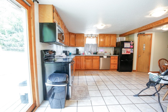 910 Stoney Point, DIXON, Illinois 61021, 4 Bedrooms Bedrooms, ,2 BathroomsBathrooms,House,For Sale,Stoney Point,202603920