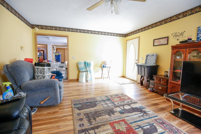 910 Stoney Point, DIXON, Illinois 61021, 4 Bedrooms Bedrooms, ,2 BathroomsBathrooms,House,For Sale,Stoney Point,202603920