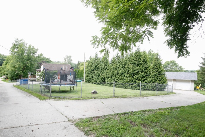 910 Stoney Point, DIXON, Illinois 61021, 4 Bedrooms Bedrooms, ,2 BathroomsBathrooms,House,For Sale,Stoney Point,202603920