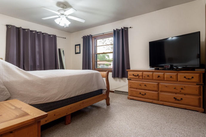 526 RIVERSIDE, LOVES PARK, Illinois 61111, 2 Bedrooms Bedrooms, ,1 BathroomBathrooms,House,For Sale,RIVERSIDE,202603925