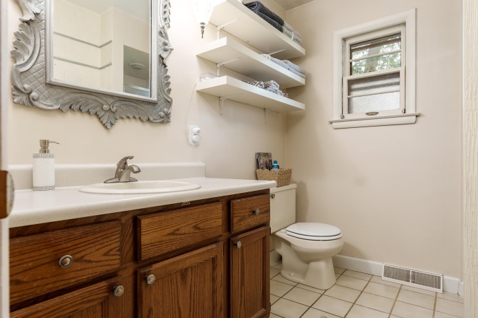 526 RIVERSIDE, LOVES PARK, Illinois 61111, 2 Bedrooms Bedrooms, ,1 BathroomBathrooms,House,For Sale,RIVERSIDE,202603925