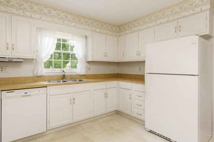 5792 HADDON, ROCKFORD, Illinois 61114, 4 Bedrooms Bedrooms, ,2 BathroomsBathrooms,House,For Sale,HADDON,202603927