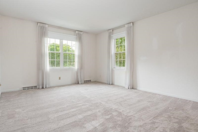 5792 HADDON, ROCKFORD, Illinois 61114, 4 Bedrooms Bedrooms, ,2 BathroomsBathrooms,House,For Sale,HADDON,202603927