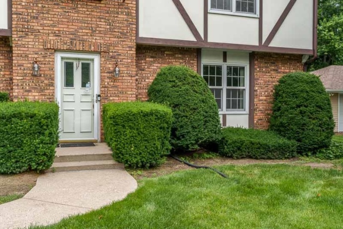 5792 HADDON, ROCKFORD, Illinois 61114, 4 Bedrooms Bedrooms, ,2 BathroomsBathrooms,House,For Sale,HADDON,202603927