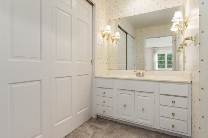 5792 HADDON, ROCKFORD, Illinois 61114, 4 Bedrooms Bedrooms, ,2 BathroomsBathrooms,House,For Sale,HADDON,202603927